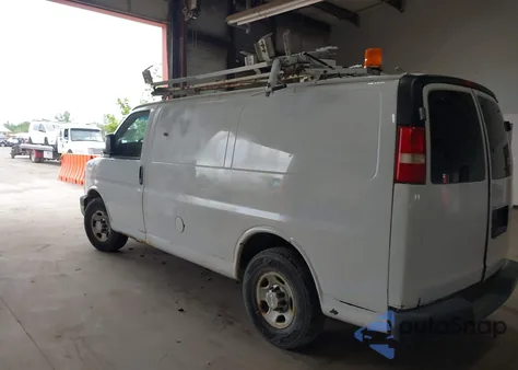 2009 Chevrolet Express 2500 Work Van from USA, damaged, VIN 1GCGG25C391112632